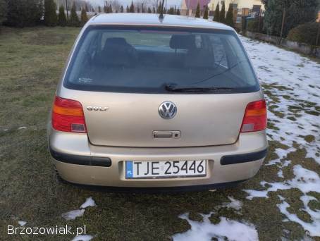 Volkswagen Golf 2002