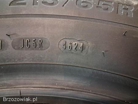 Opony zimowe 215/65R16 Dunlop nowe