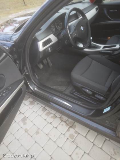 BMW Seria 3 318i 2009