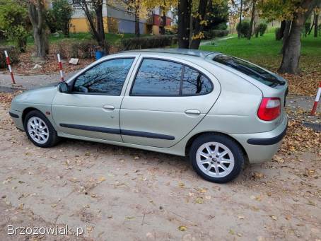 Renault Megane Initiale 1.  6 ben 2001