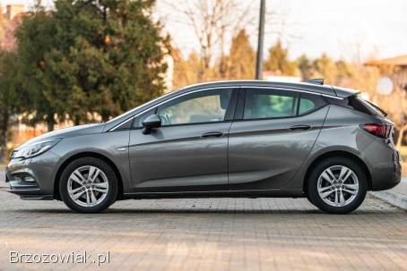 Opel Astra 2016