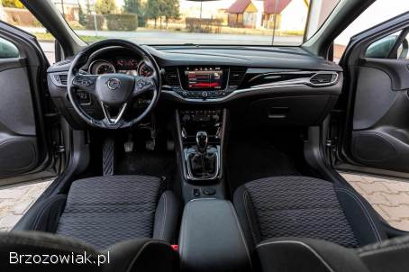 Opel Astra 2016