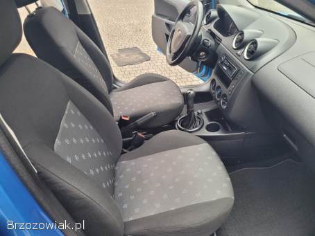 Ford Focus 1,  6 16v Benzyna  2009