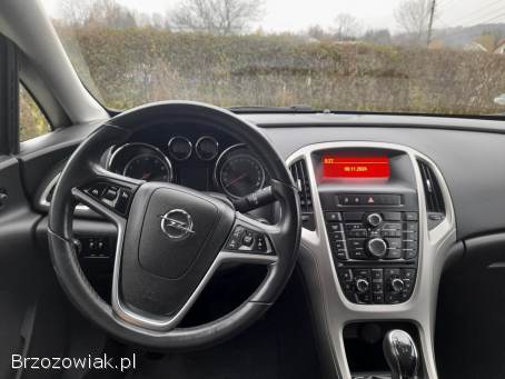 Opel Astra J 2009