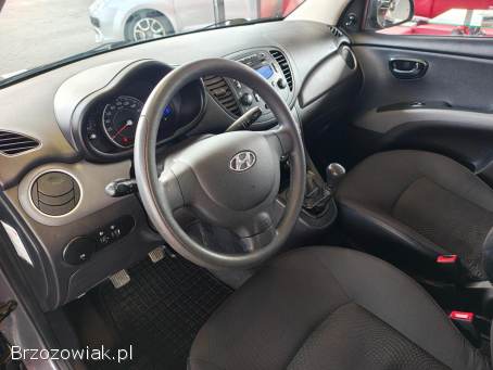 Hyundai i10 1.  1benz STAN BDB 2012