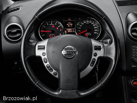 Nissan Qashqai 1.  6 benzyna  2013