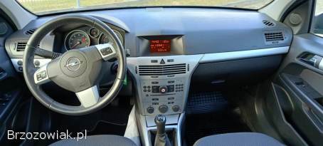 Opel Astra 1.  6 ECOTEC 115KM 2009