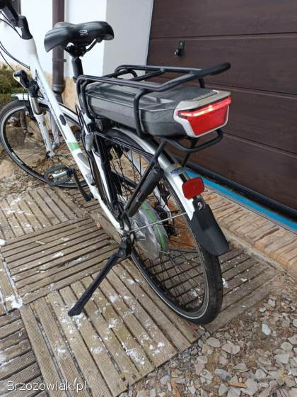 Rower elektryczny holenderski marki Giant