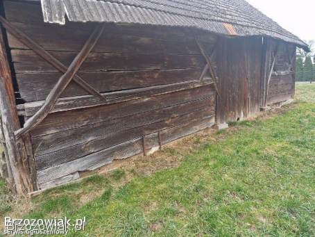 Sprzedam starą stodołę do rozbiórki