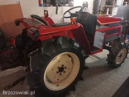 Ciągnik rolniczy 4x4