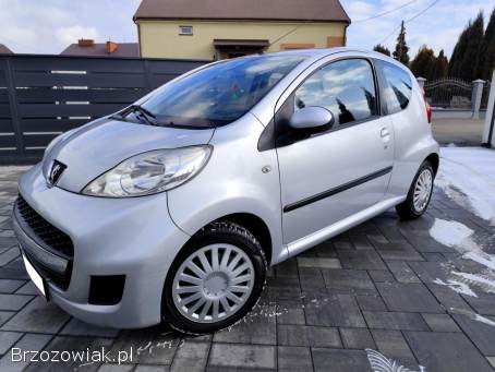 Peugeot 107 1.  0 Klima 2010