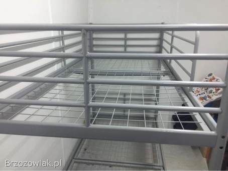 Łóżko piętrowe metalowe