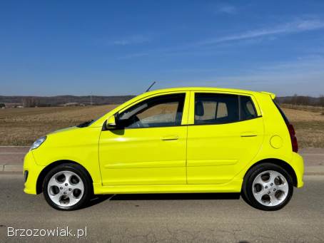 Kia Picanto 1.  1B 64km klima  2010