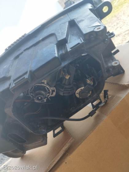 Lampy przód Audi A6 C6