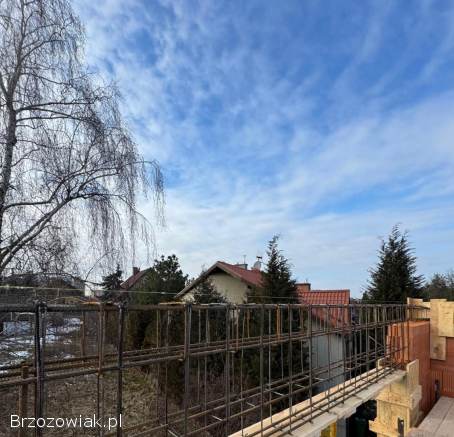 Budowa domów i garaży