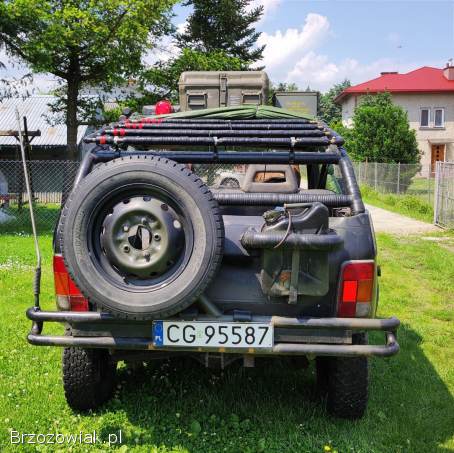 Lada Niva 1.  7 Mpi 2000