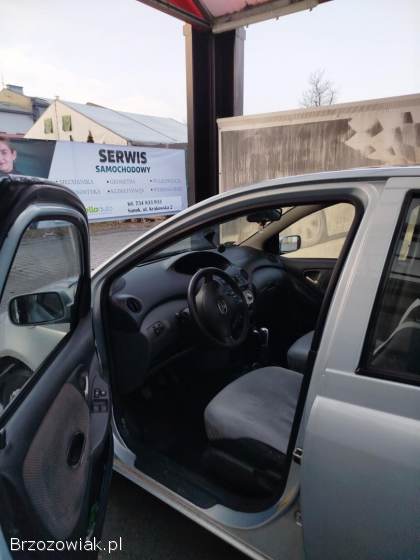 Toyota Yaris 2005