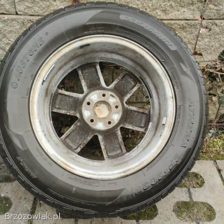 Opony letnie 235/65/17