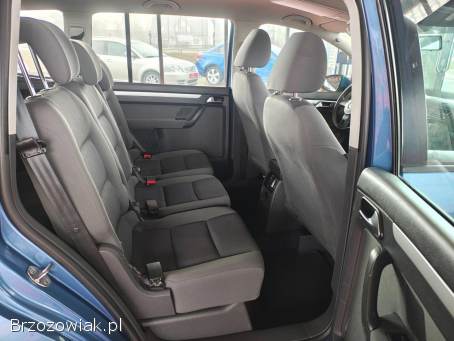 Volkswagen Touran 1.  6TDI 7-OSÓB 2011